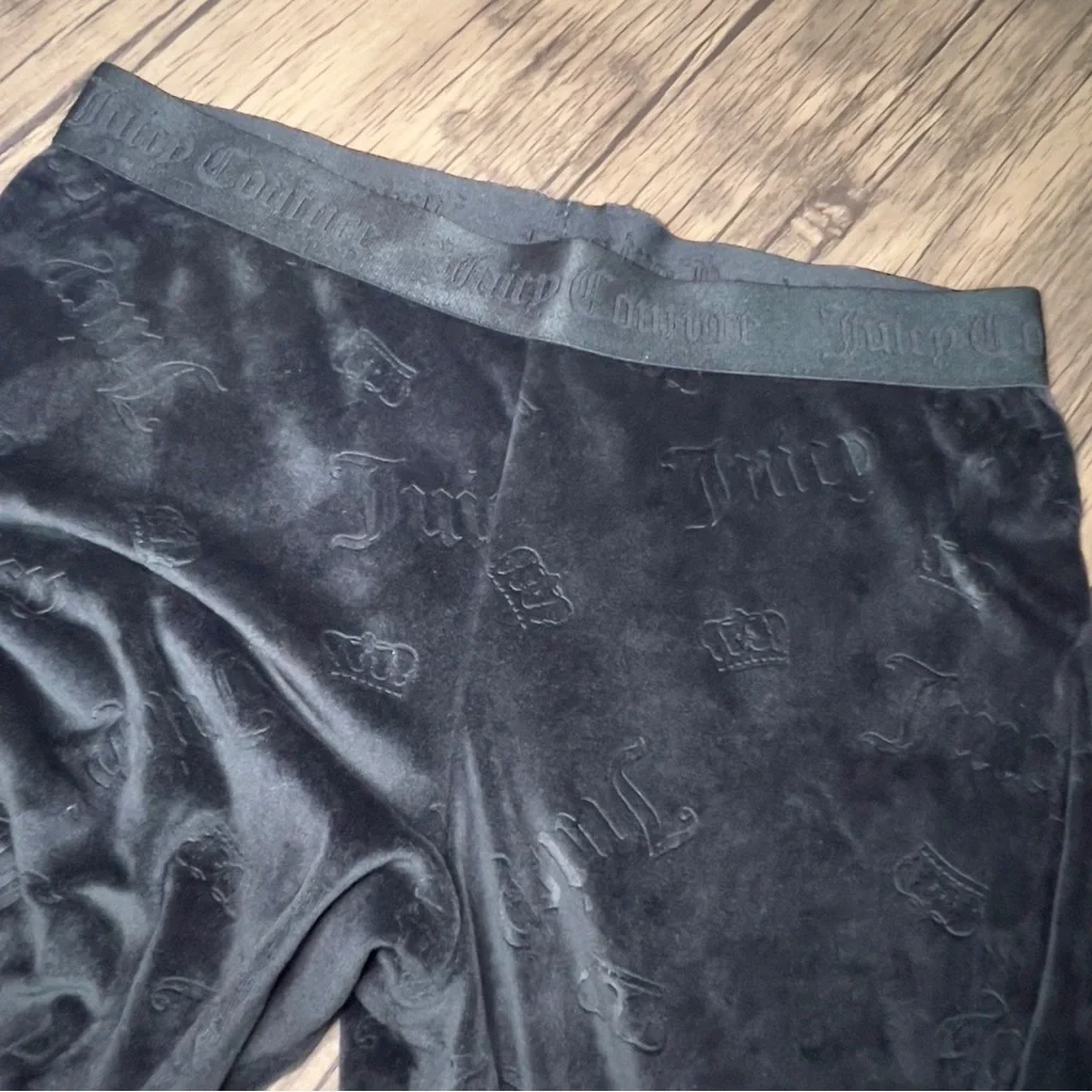 JUICY COUTURE Size M Sleepwear Velour Luxe Fitted Sleep Bottoms Black Em…